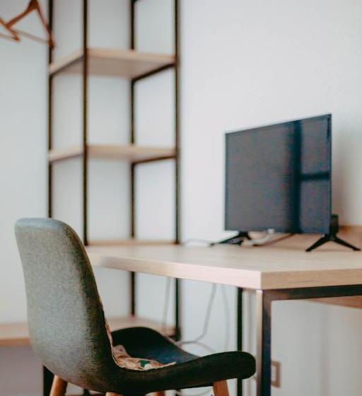 호텔 Hostal Restaurant Mussons Vins