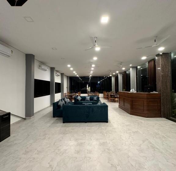 בית מלון כפרי Golden Pearl Resort By Gemstone Hospitality