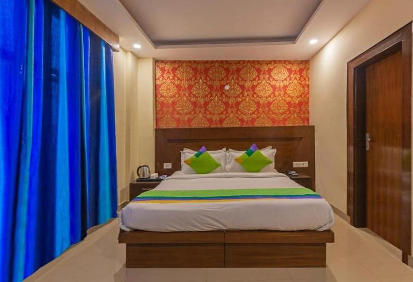 Отель Green View Palace