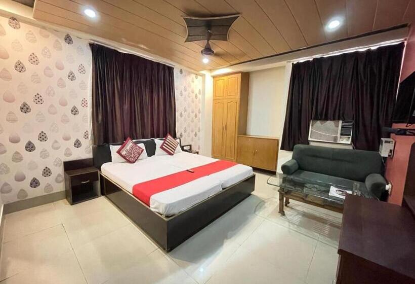 호텔 Grg R P International Patna