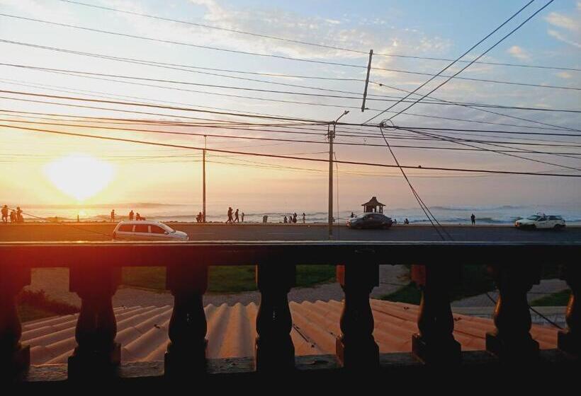 호텔 Julia S House