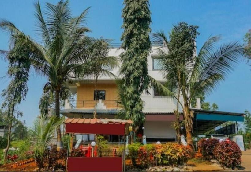 בית מלון כפרי Karla Retreat