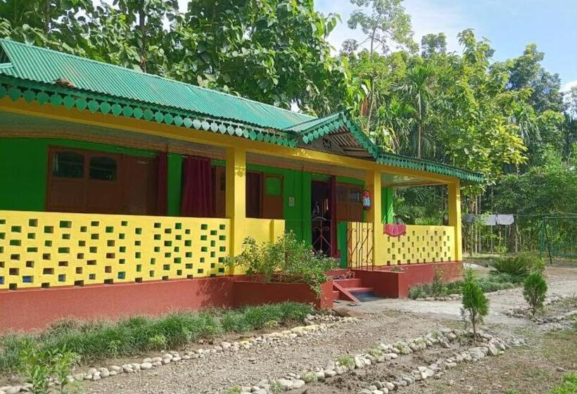 בית מלון כפרי Leo Jungle Retreat By Stayapart , Jaldapara