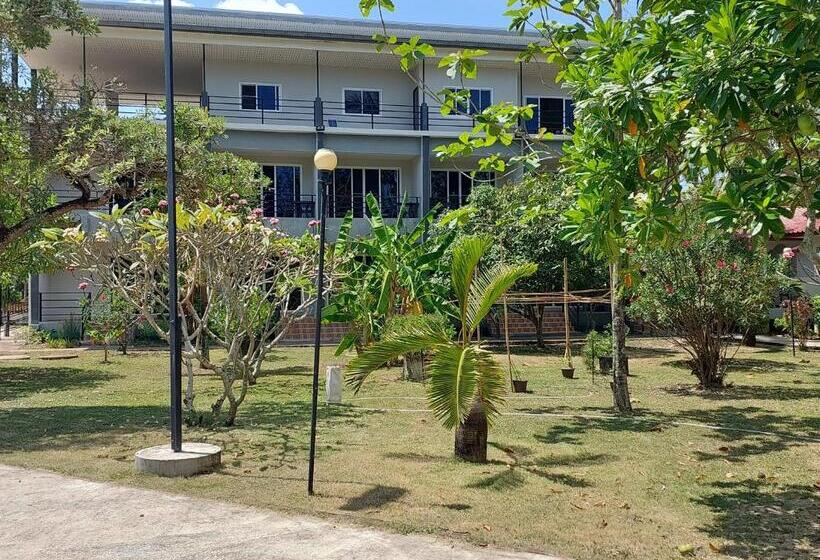 호텔 Loma Beach Resort