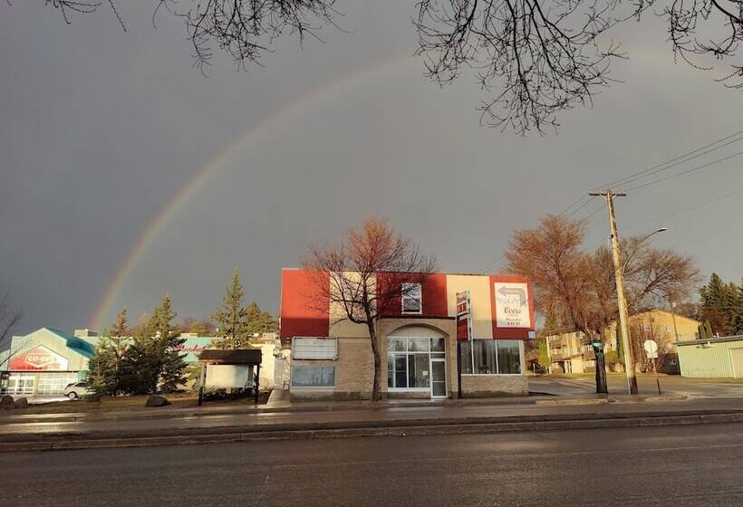 فندق Minnedosa Inn