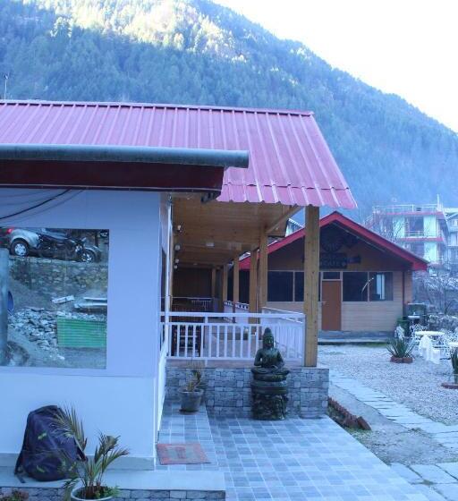 هتل Mount Vista Huts And Cafe
