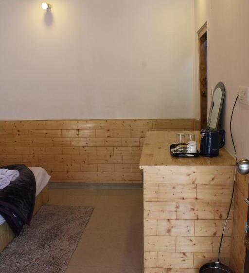 هتل Mount Vista Huts And Cafe