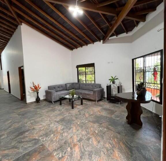 Отель Mountain View