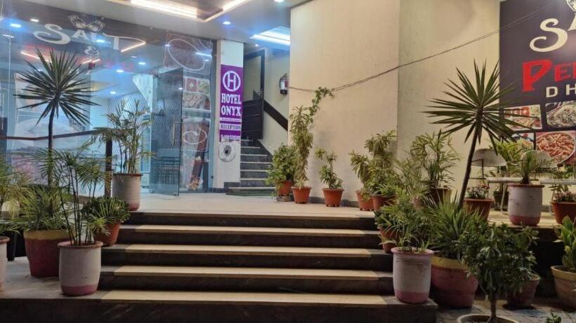 בית מלון כפרי Onyx