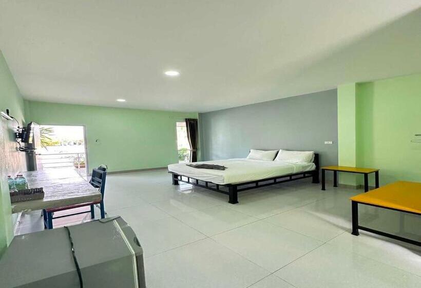 Отель Oyo 75467 Baan Siripornchai2