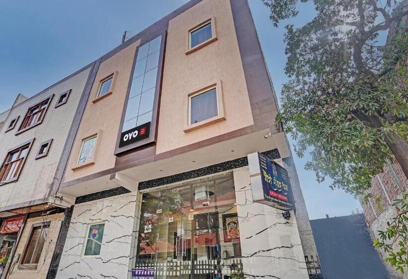 Отель Oyo Gauri Shankar Dham