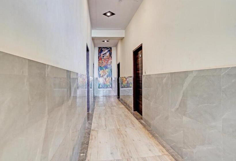 Отель Oyo Gauri Shankar Dham