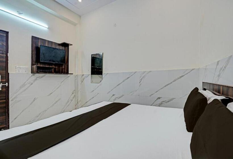 Отель Oyo Gauri Shankar Dham