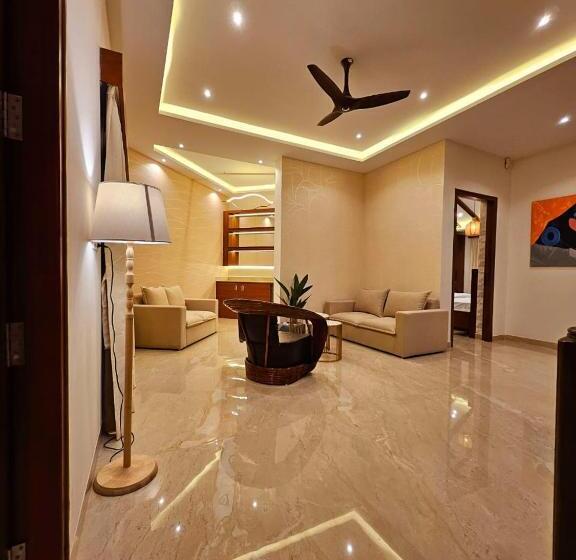 호텔 Savera Seafront