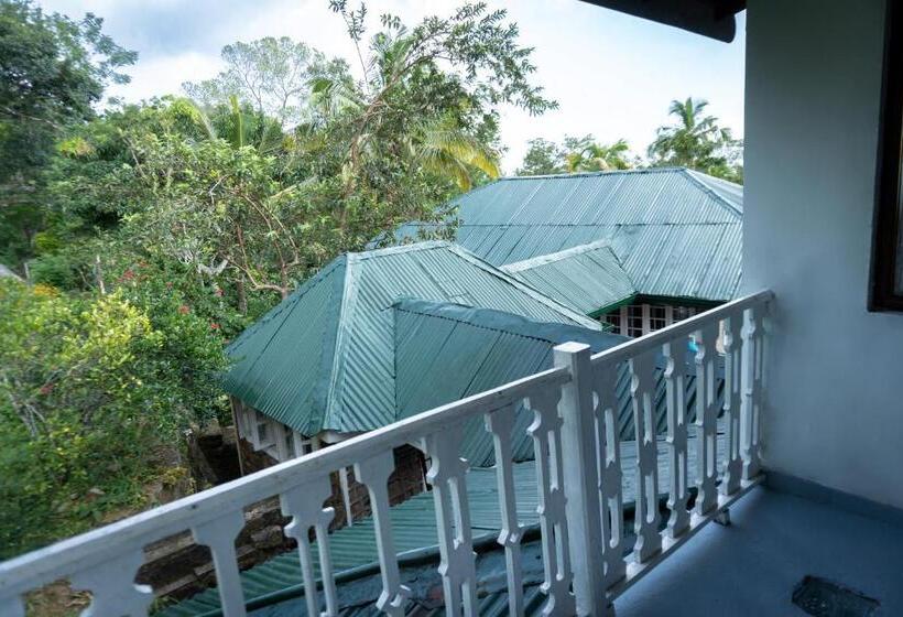 ホテル Beragala Serene Villa