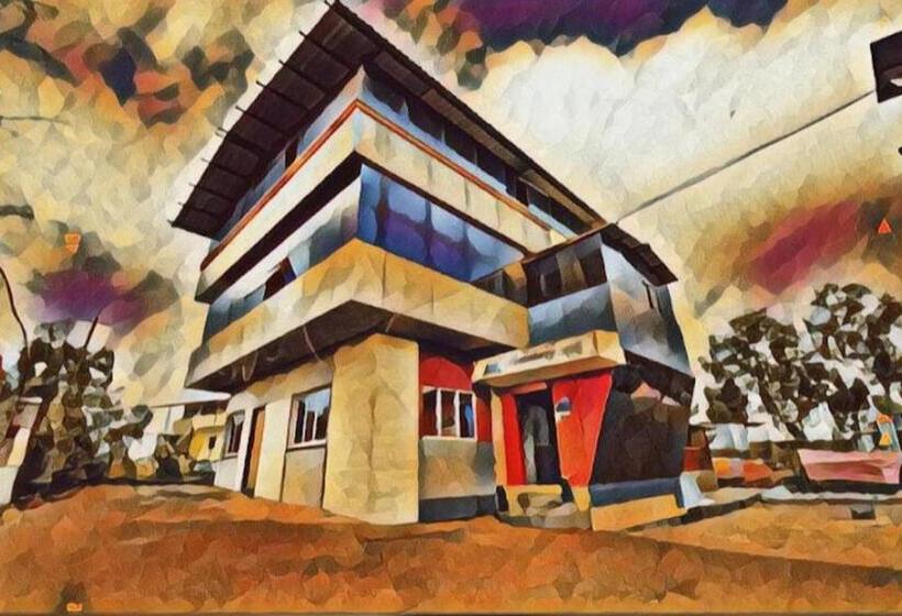 בית מלון כפרי Strawberry Vacations Villa