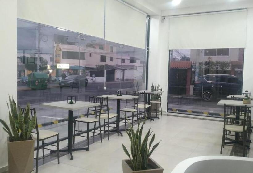 هتل Suites La Fontana