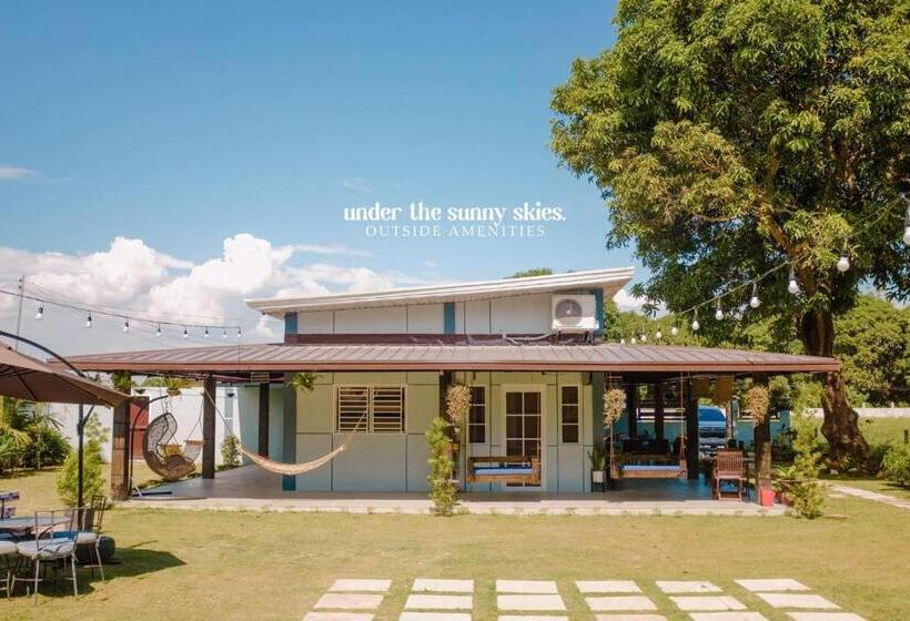 فندق The Farmhouse Pampanga