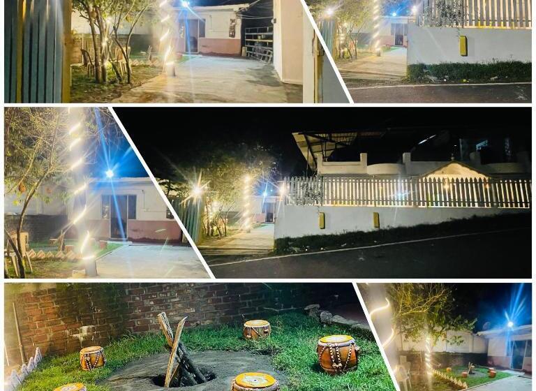 ホテル The Golden White House