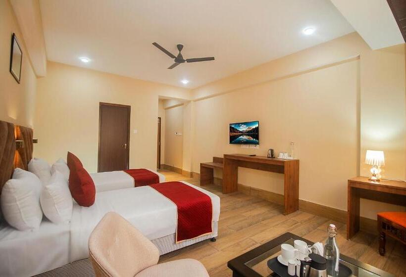 酒店 The Pahuna Retreat