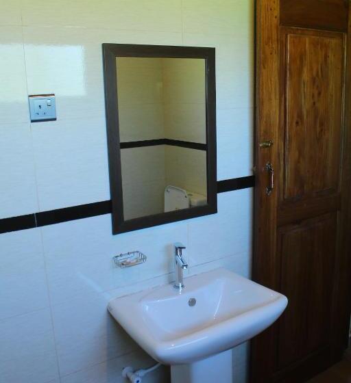 ホテル Triniton Holiday Villas