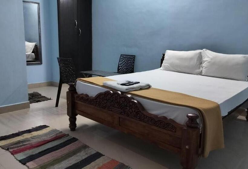 فندق Sunshine Beach House