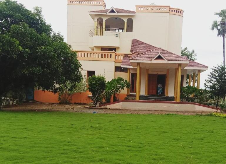 فندق Sunshine Beach House