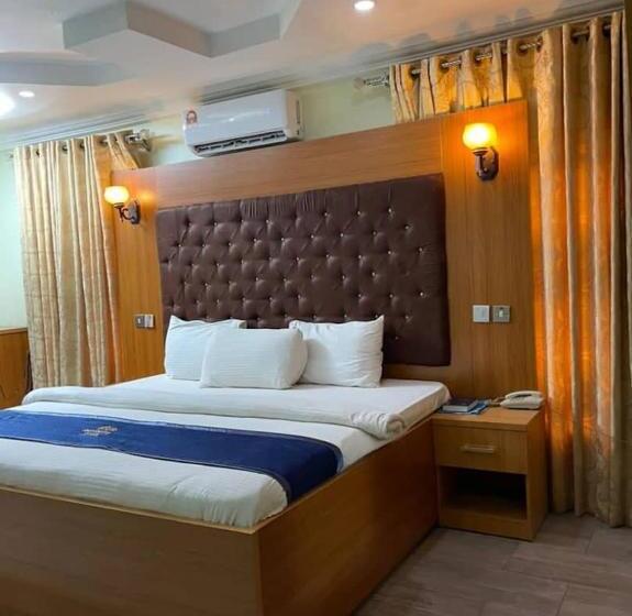 Infinite Luxury Hotels And Suites