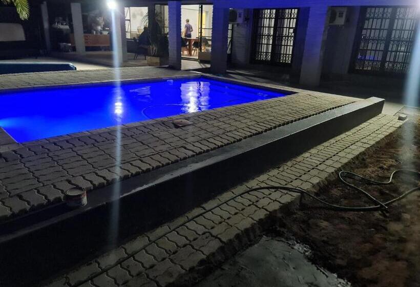 Makati Thata Comfort B&b