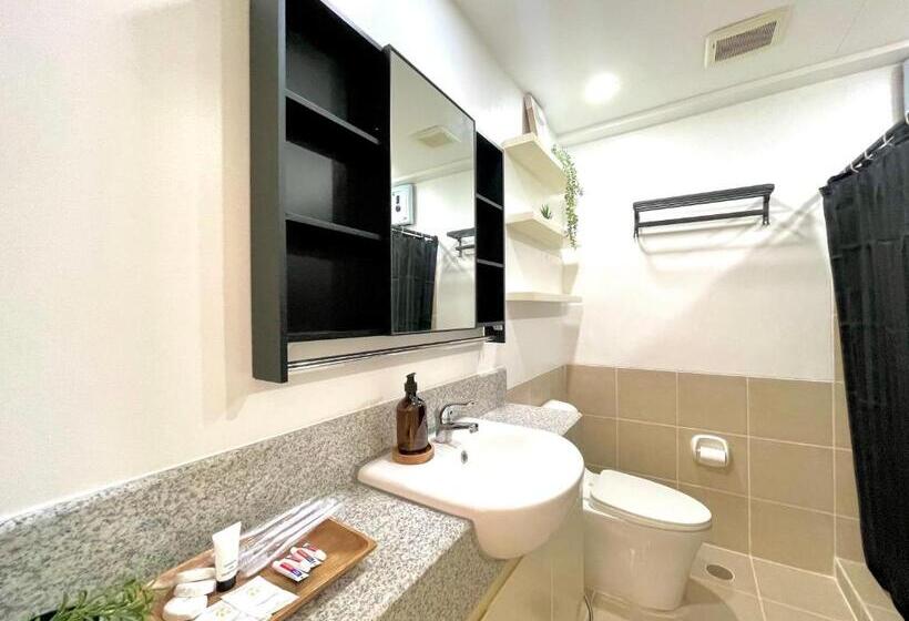 Mushroom Leisure Suites At The Atherton, Paranaque City