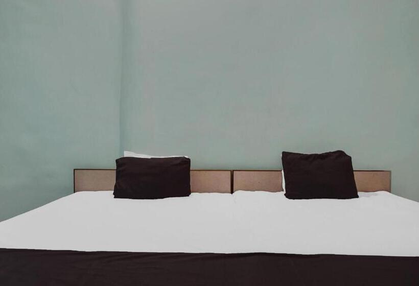 Oyo Sangameshwar Hotel & Lodging