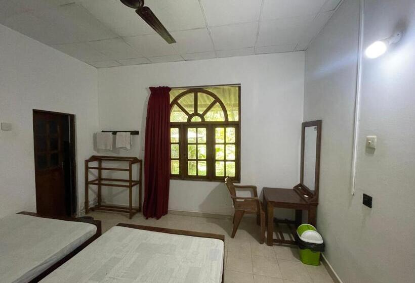 膳宿费 Bhawana Canal View Resort