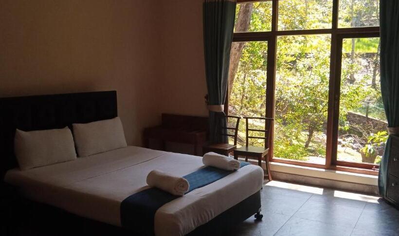بنسيون Ecohanthana Mountain Lodge