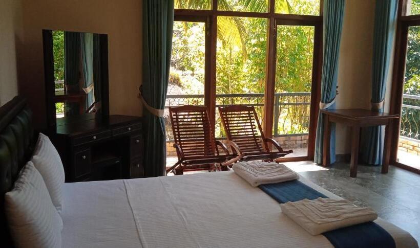 بنسيون Ecohanthana Mountain Lodge