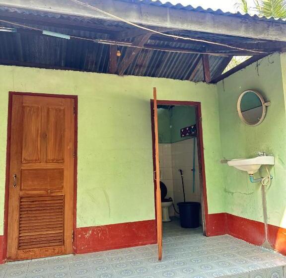 Пансион Happy Bangalow Riverside