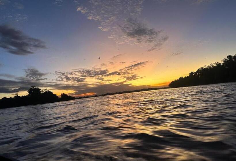 Пансион Happy Bangalow Riverside