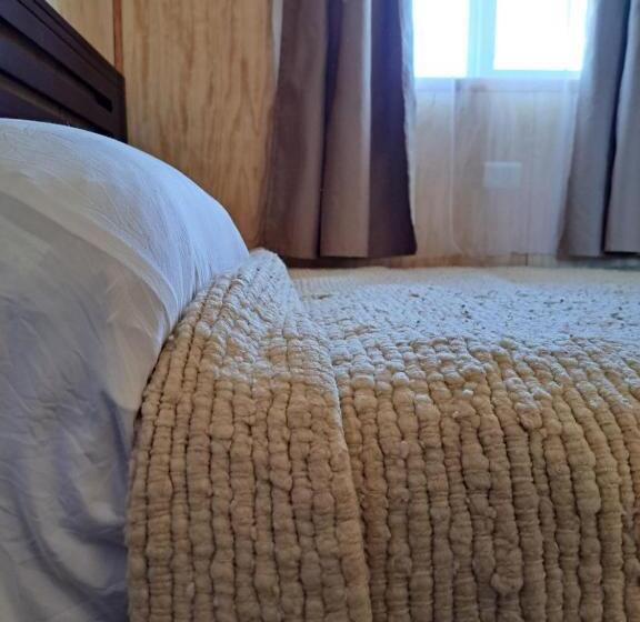 بنسيون Hostal Y Turismo Balmaceda