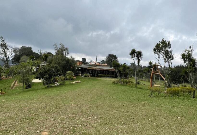 پانسیون Hostal Greenlandomesa