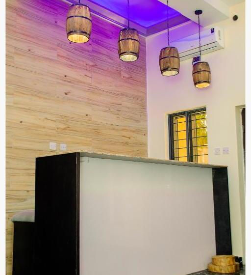 پانسیون House 7a