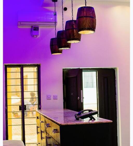 پانسیون House 7a