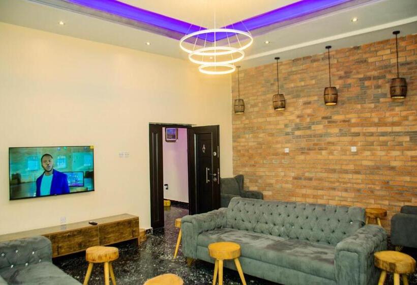 پانسیون House 7a