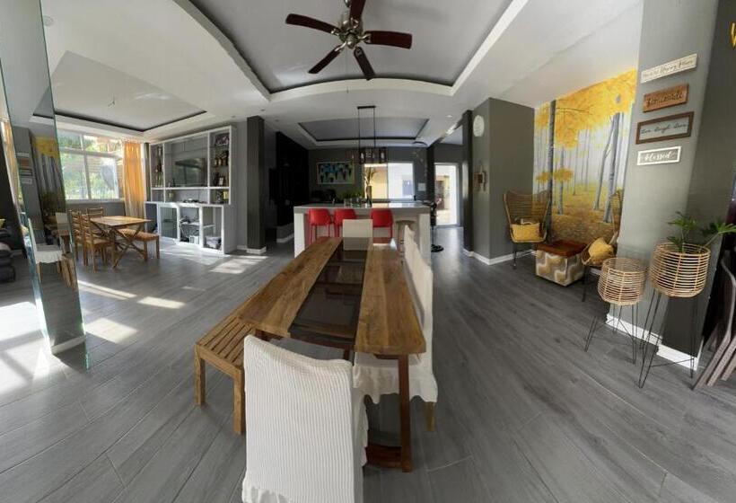 פנסיון Inato Suites Rm 2 2 Queen Beds