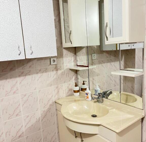 ペンション Konfor Ve Huzurunuz Için Her şey Var Klimasız Oda