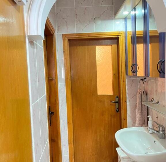 ペンション Konfor Ve Huzurunuz Için Her şey Var Klimasız Oda