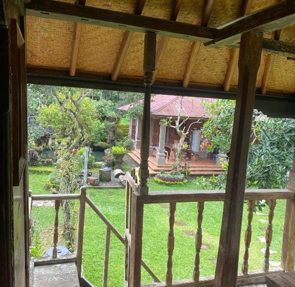 펜션 Mesari Cottage Guest House