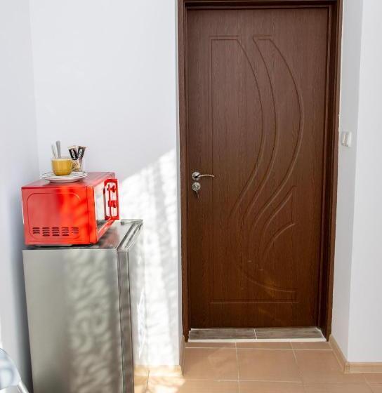 ペンション Navial