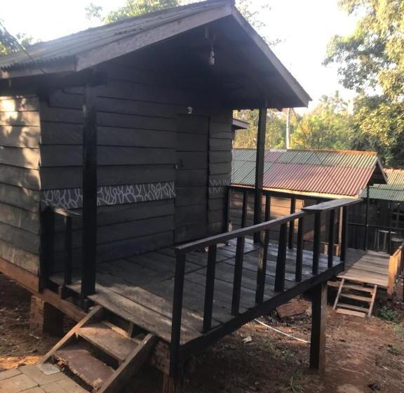 بنسيون New Happy Elephant Bungalows