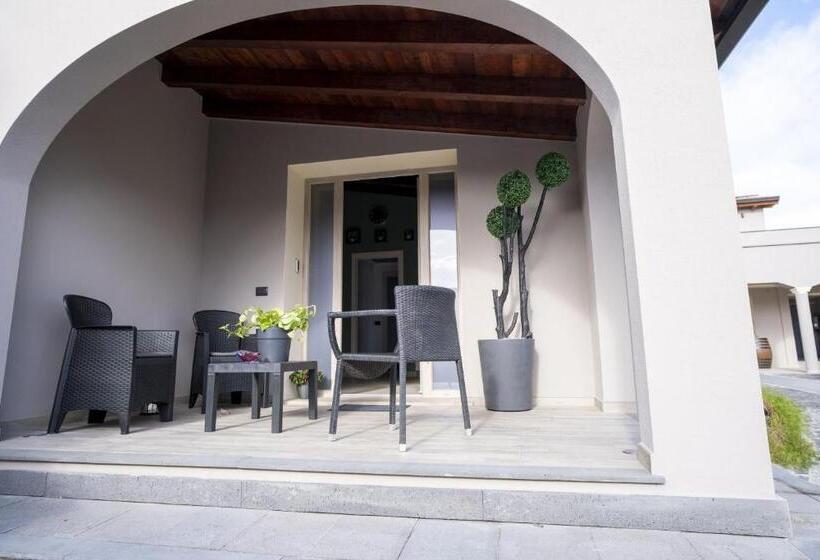 بنسيون Domo San Leone Uta