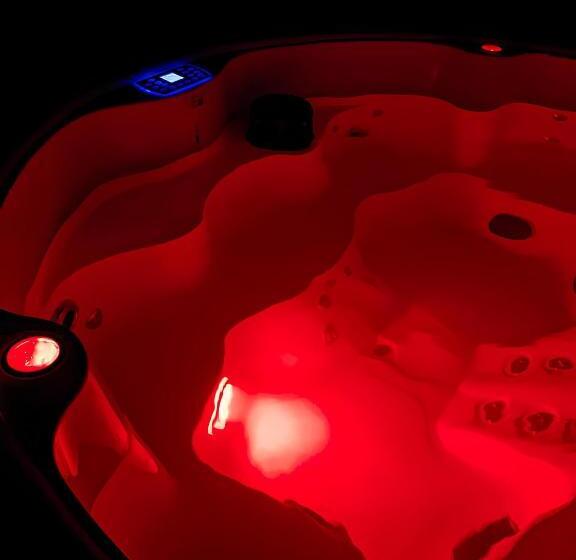 بنسيون Domo San Leone Uta