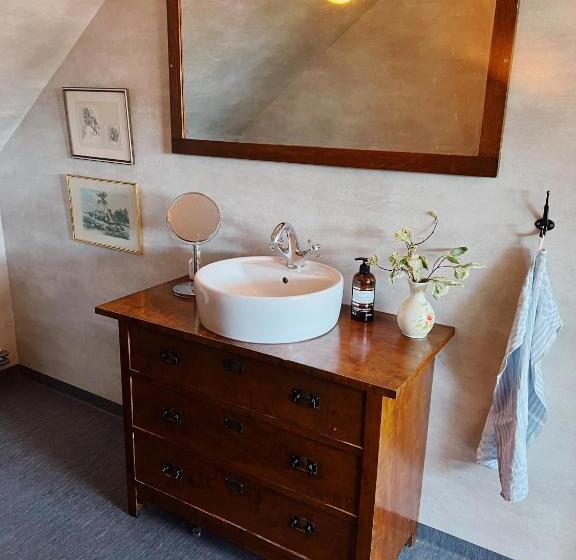 膳宿费 Skrea Backe Bo